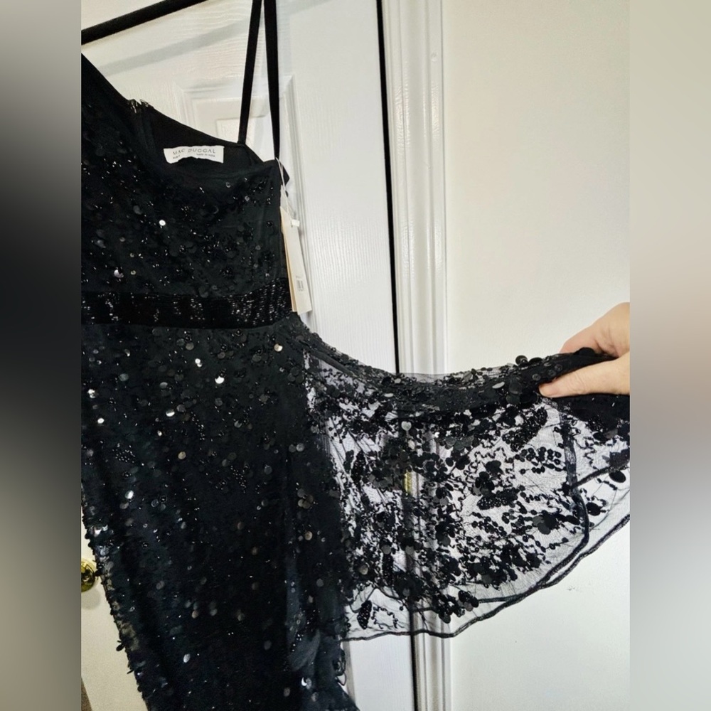 NWT MAC DUGGAL SZ 6 Black Sequined Beaded One Shoulder Evening Gown #93687 - Picture 4 of 11